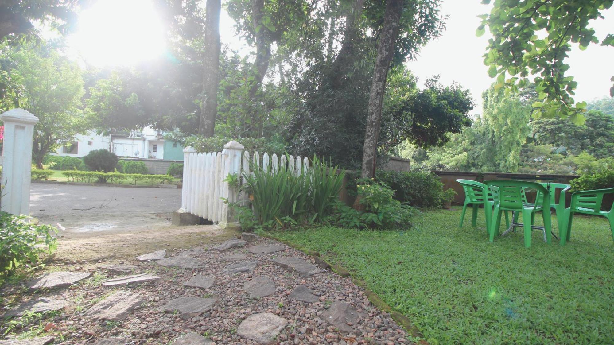 Kandy Boutique Villa By Fortuna Bungalows Eksteriør billede