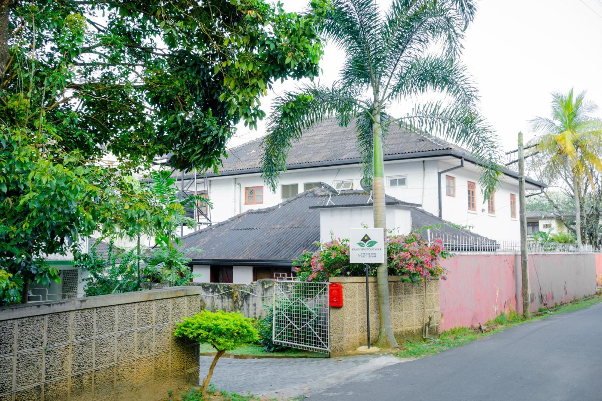 Kandy Boutique Villa By Fortuna Bungalows Eksteriør billede